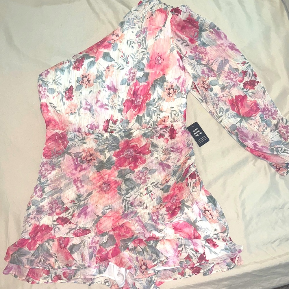 NWT Express Floral Romper - Size L